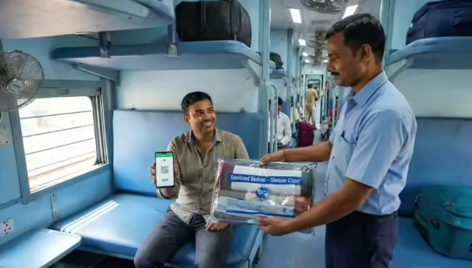 ரயில் பயணிகளுக்கு குட் நியூஸ்..! இனி ஸ்லீப்பர் பெட்டியிலும் இது கிடைக்கும்..!
