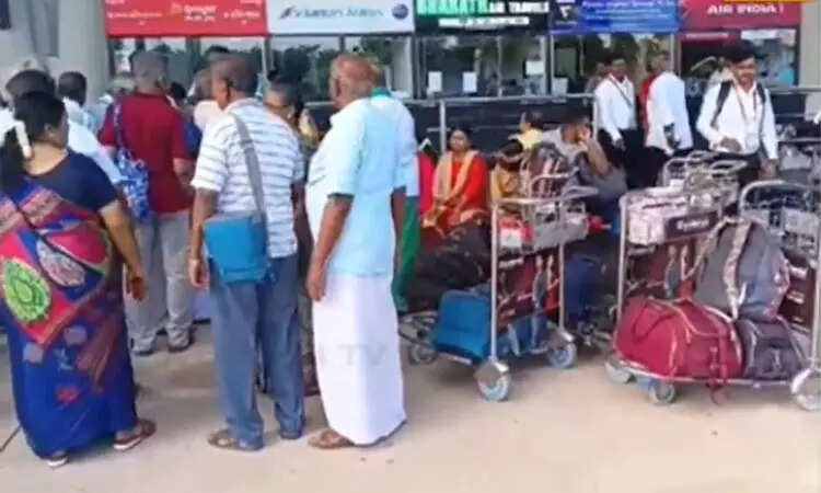 அயோத்தி செல்ல போலி விமான டிக்கெட் - ஏர்போர்ட்டில் காத்திருந்த அதிர்ச்சி!!