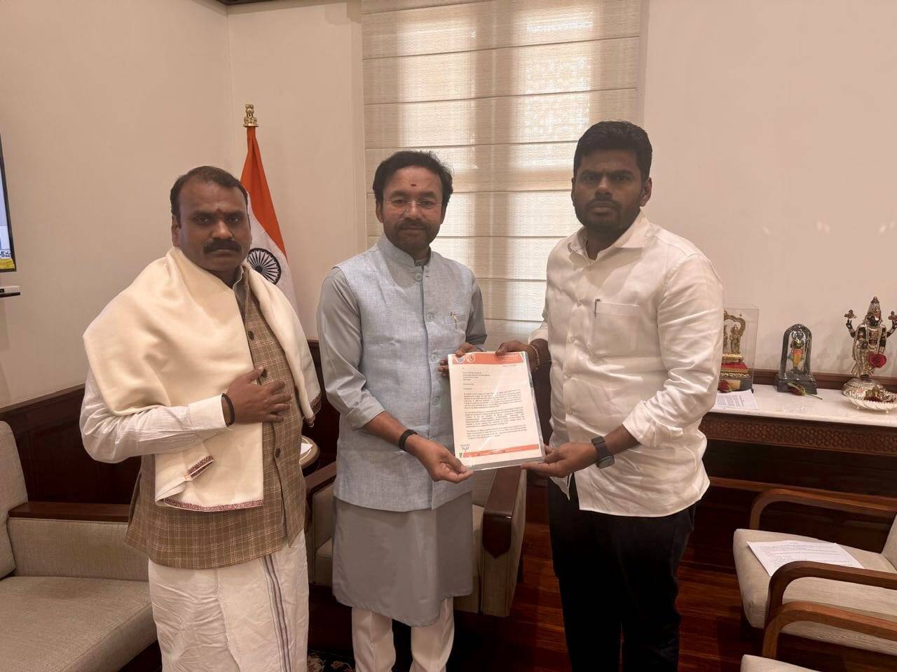 டங்ஸ்டன் சுரங்கம் அமைப்பதை கைவிட வேண்டும் - மத்திய அமைச்சரிடம் அண்ணாமலை மனு!