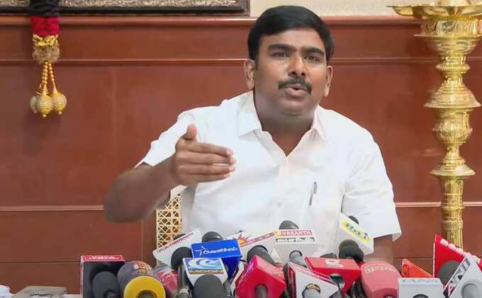 “கவுன்சிலர் கூட ஆகமுடியல, உதயநிதியை ஒருமையில் பேசுவதா?”- அண்ணாமலையை சாடிய தமிழன் பிரசன்னா