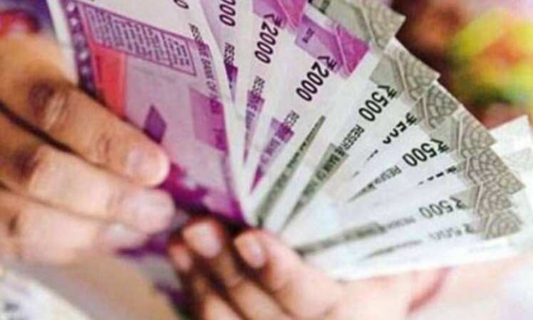 பணி ஓய்வூதியத்தை குடும்ப ஓய்வூதியமாக மாற்றும் நடைமுறை - தமிழக அரசு வெளியிட்ட முக்கிய அறிவிப்பு!!