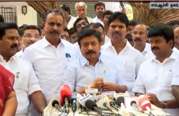 “திருமாவளவன் முதல்வராவது இபிஎஸ்க்கு பிடிக்கவில்லை; இறுதிவரை நான் மட்டுமே முதல்வராக இருக்க வேண்டுமென கூறினார்”- சி.வி.சண்முகம்