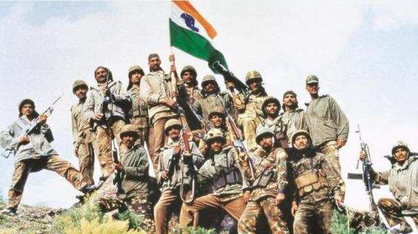 கார்கில் நினைவு தினம் - உயிர் தியாகம் செய்தவர்களுக்கு வீரவணக்கம்