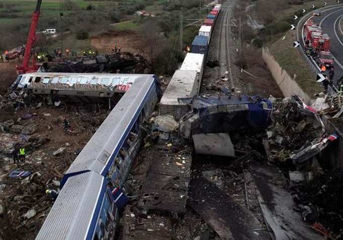 கிரீஸ் ரயில் விபத்து: பலி எண்ணிக்கை 57 ஆக உயர்வு.