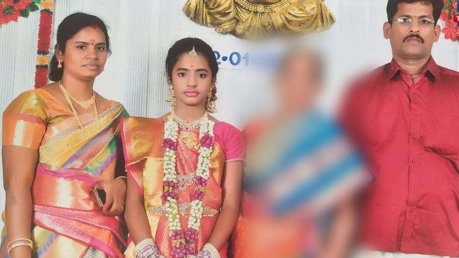 பெரும் சோகம்! ஒரே குடும்பத்தை சேர்ந்த 3 பேர் தற்கொலை!