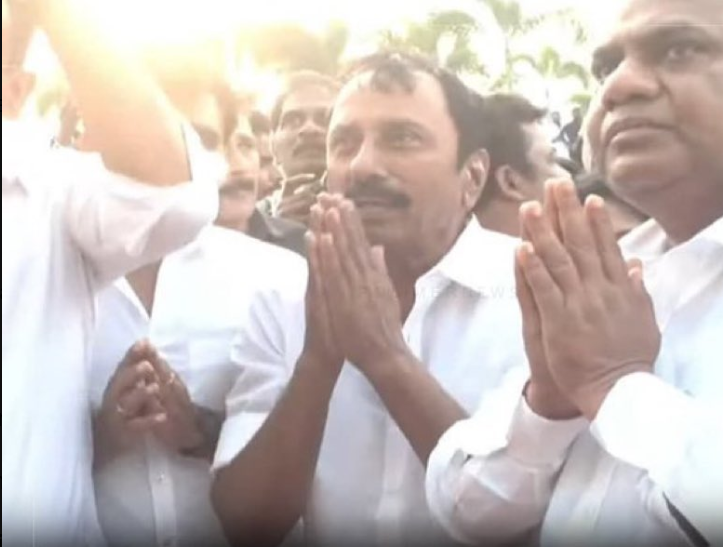 தவெகவில் பதவி அறிவித்தவுடன் செங்கோட்டையன் செய்த செயல்