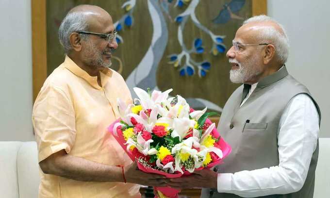 மோடியை சந்தித்து வாழ்த்து பெற்ற சி.பி. ராதாகிருஷ்ணன்