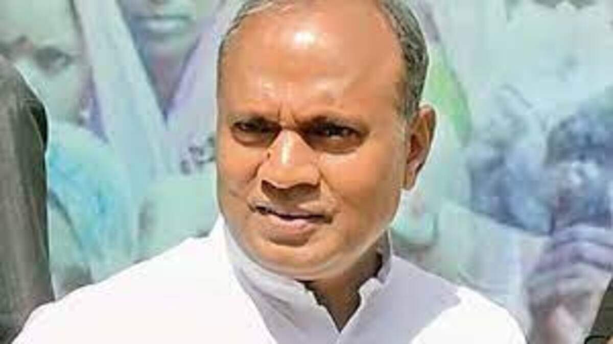 எனது தலைவிதியை பிரதமர் மோடி தீர்மானிப்பார்.. மத்திய அமைச்சர் ஆர்.சி.பி. சிங்