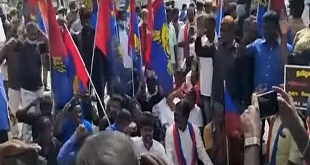 சுவர் இடிந்து 17 பேர் பலியான சம்பவம்... மேட்டுப்பாளையத்தில் ஊர்வலம் செல்ல முயன்ற 100-க்கும் மேற்பட்டேர் கைது!