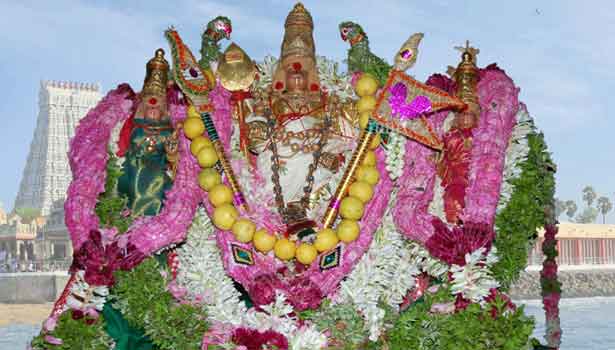 முருகனின் அறுபடை வீடுகளில் கந்த சஷ்டி திருவிழா கொடியேற்றத்துடன் தொடங்கியது!!