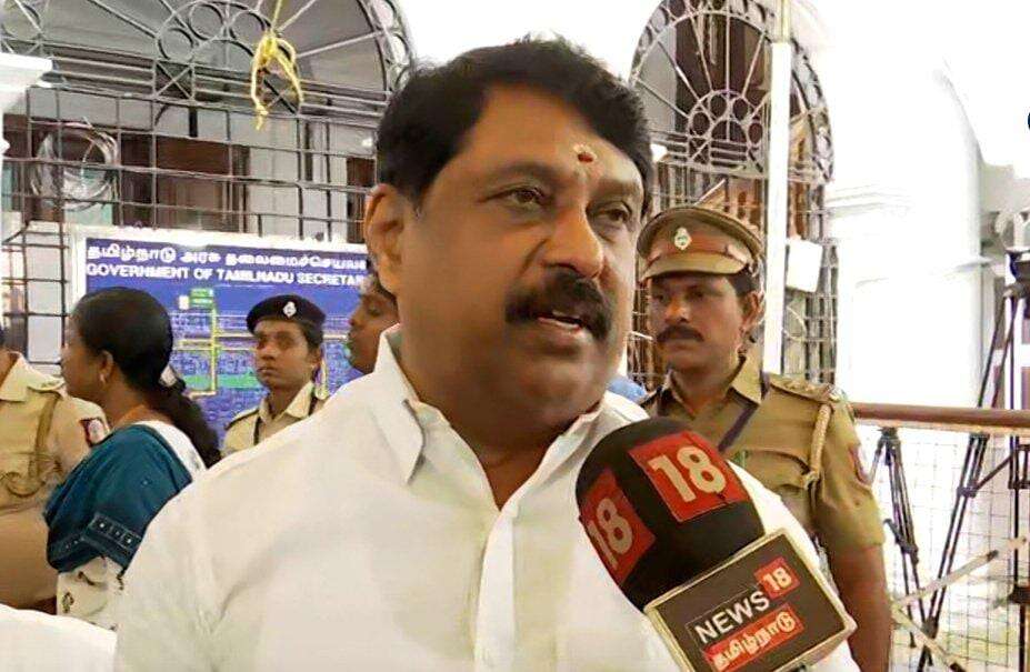 ”நான் முதல்வர் வேட்பாளர் இல்லங்க... இவருதான்..”- நயினார் நாகேந்திரன் திட்டவட்டம்