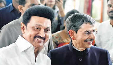 முதல்வர் ஸ்டாலினுக்கு பிறந்தநாள் வாழ்த்து கூறிய ஆளுநர் ஆர்.என்.ரவி..