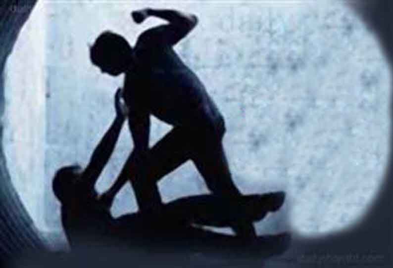 நிர்வாணப்படுத்தி தாக்குதல்