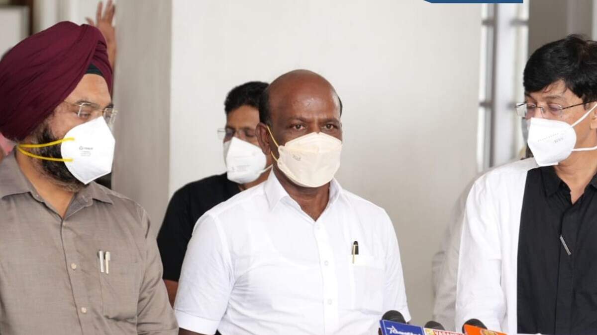 கட்டுப்பாடுகளை அலட்சியப்படுத்தாமல் முறையாக பின்பற்ற வேண்டும் - அமைச்சர் மா.சுப்பிரமணியன்