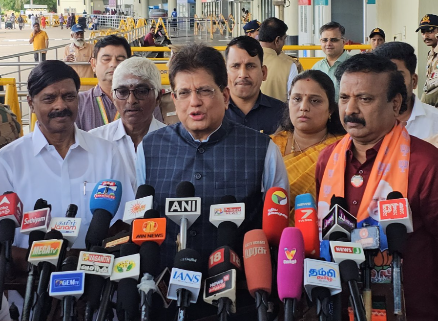 “பழனிச்சாமி தலைமையிலான ஆட்சி தமிழகத்தின் எதிர்காலத்தை மாற்றி அமைக்கும்”- பியூஷ் கோயல்