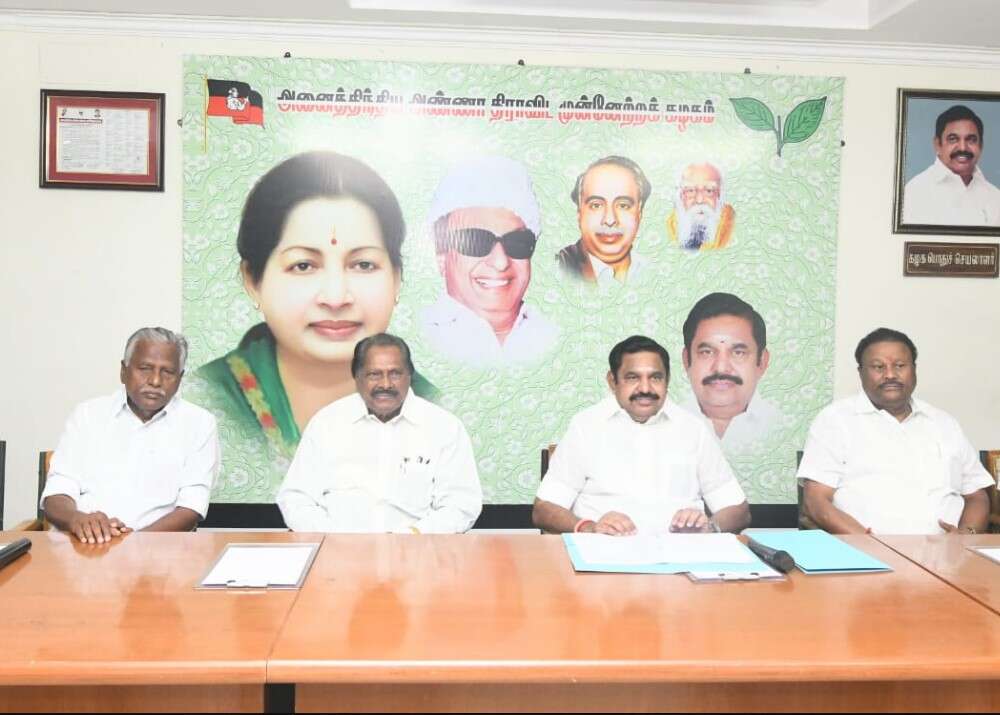 பாஜக- அதிமுக கூட்டணி விரிசல்? மாவட்ட செயலாளர்கள் கூட்டத்தில் எடுக்கப்பட்ட முக்கிய முடிவு