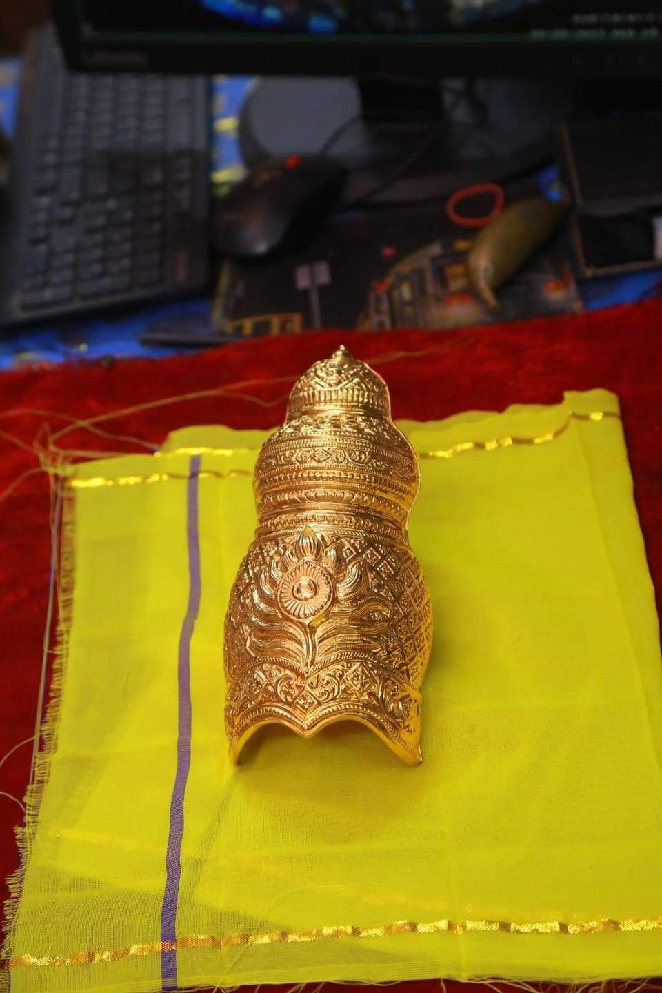 குருவாயூரப்பனுக்கு துர்கா ஸ்டாலின் சமர்ப்பிக்க உள்ள 32 பவுன் தங்க கிரீடம்?