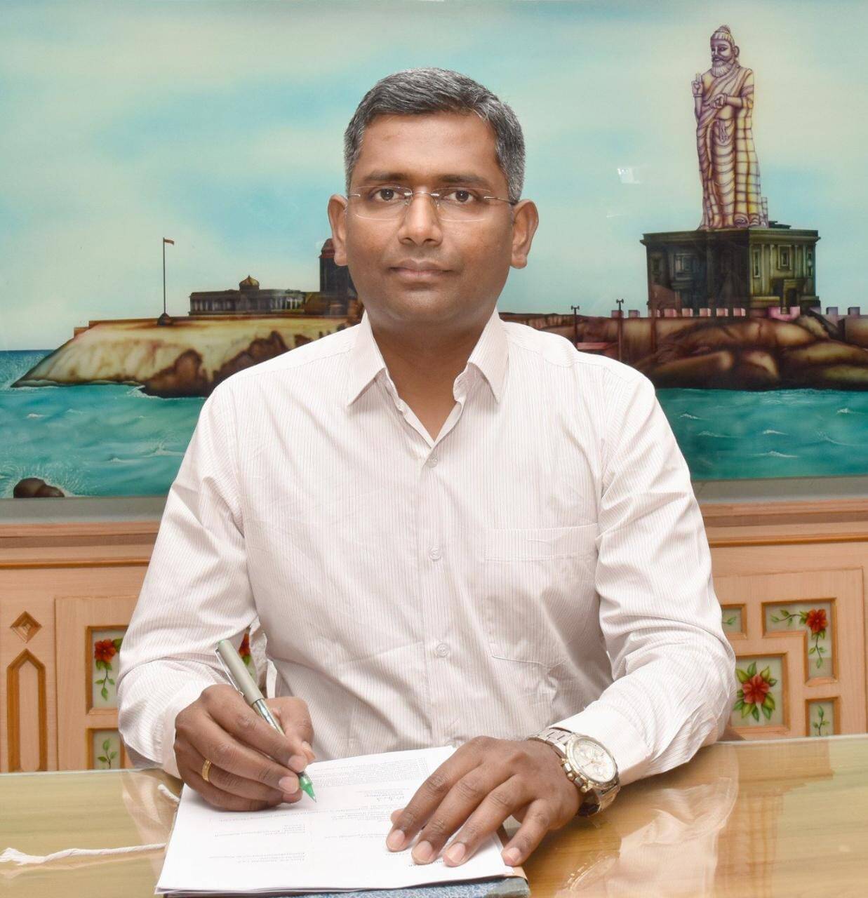 கன்னியாகுமரி மாவட்ட ஆட்சியராக ஸ்ரீதர் ஐஏஎஸ் பொறுப்பேற்பு!