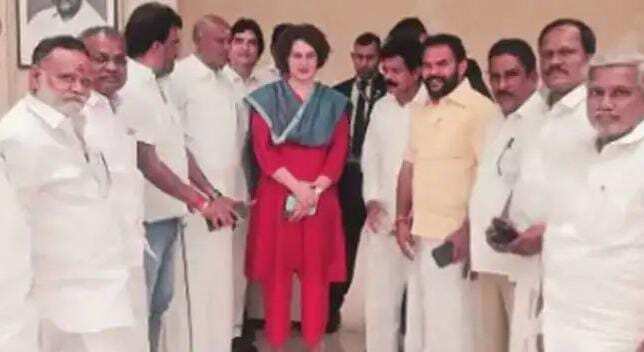 செல்வப்பெருந்தகையை நீக்குங்கள்...! பிரியங்கா காந்தியிடம் அதிருப்தி நிர்வாகிகள் முறையீடு!