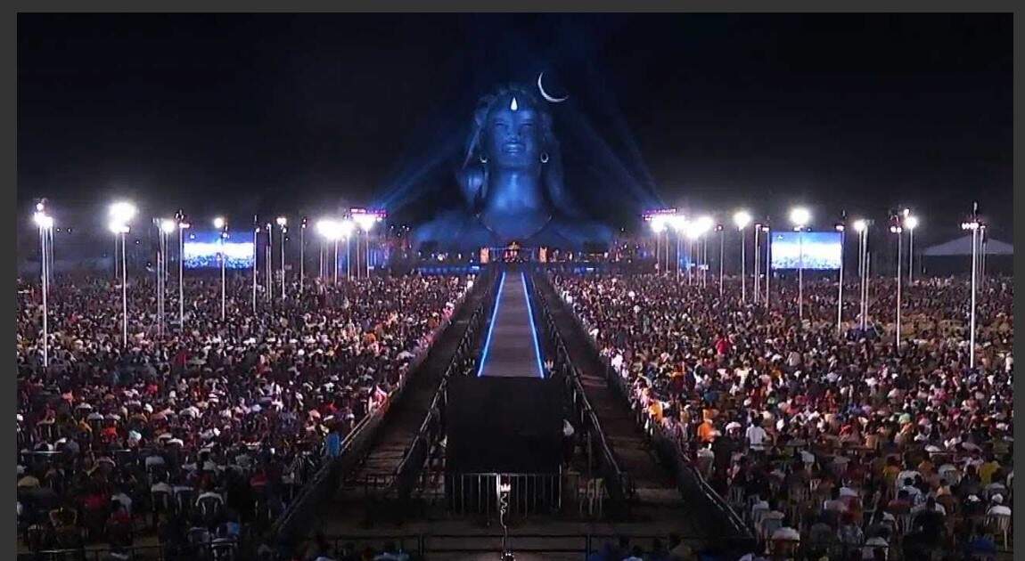 ஈஷா மையத்தில் மகா சிவராத்திரி விழா விதிகளுக்கு உட்பட்டு நடத்தப்படுகிறதா?- அறிக்கை அளிக்க ஐகோர்ட் உத்தரவு