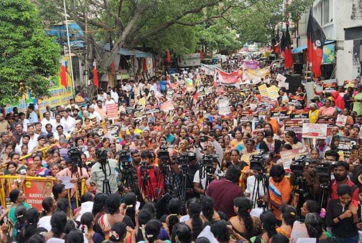 சென்னை சைதாப்பேட்டையில் அதிமுக மகளிரணி மாபெரும் கண்டன ஆர்ப்பாட்டம்!