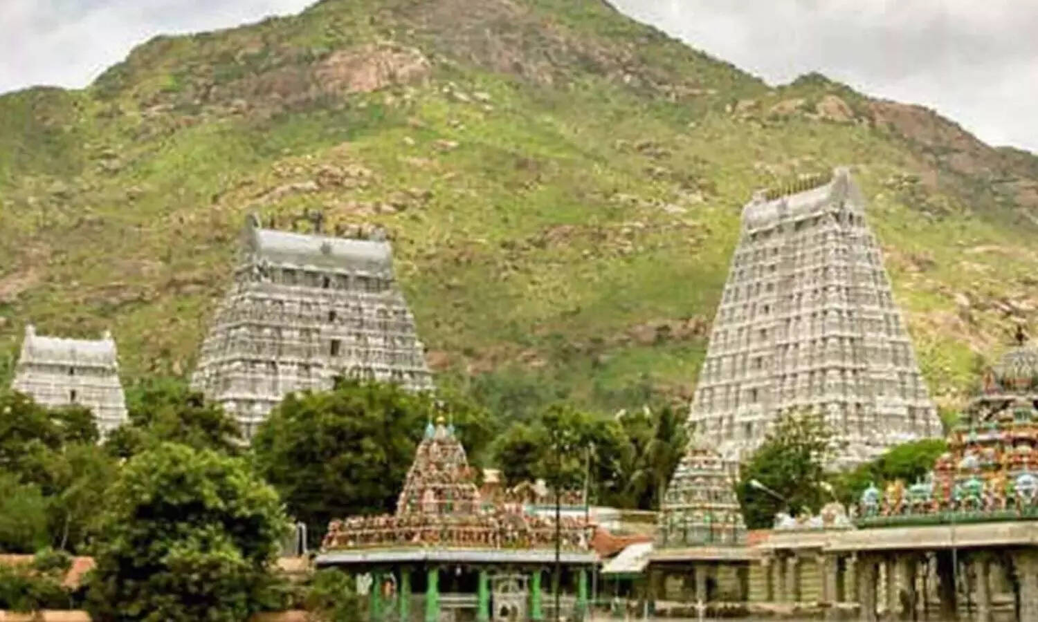 திருவண்ணாமலையில் பவுர்ணமி கிரிவலம் செல்ல உகந்த நேரம் எது? - கோவில் நிர்வாகம் அறிவிப்பு!