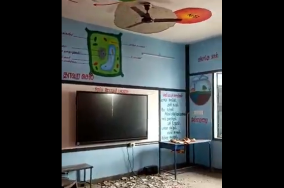 64 லட்சத்தில் முதல்வரால் திறந்து வைக்கப்பட்ட பள்ளிக் கட்டிட மேற்கூரை இடிந்து விழுந்தது- அண்ணாமலை