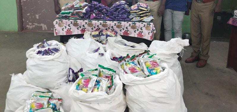 மணப்பாறை அருகே குட்கா பதுக்கிய மளிகைக்கடை உரிமையாளர் கைது... ரூ.7 லட்சம் மதிப்பிலான
குட்கா பறிமுதல்!