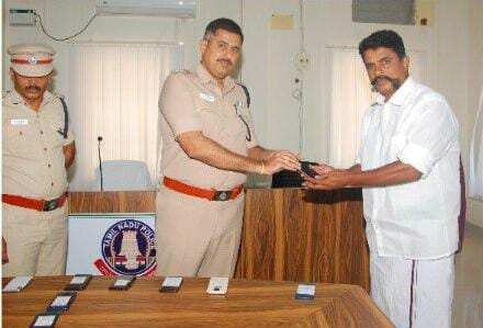 திருவாரூர் மாவட்டத்தில் திருட்டு போன ரூ.8 லட்சம் செல்போன்கள் மீட்பு!