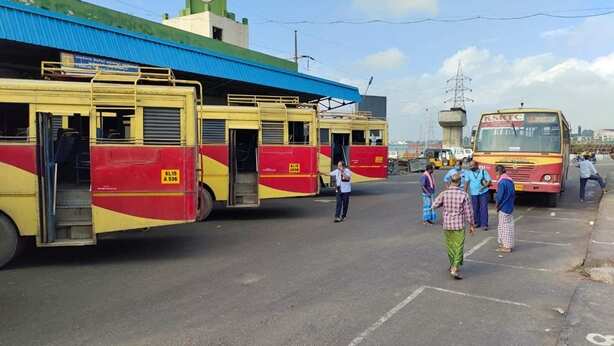 கோவையில் இருந்து 21 மாதங்களுக்கு பின் கேரளாவுக்கு பேருந்துகள் இயக்கம்