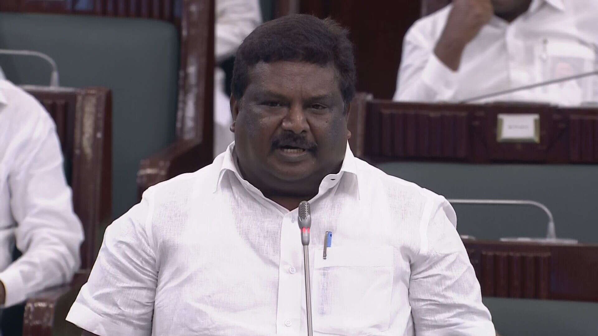 #BREAKING 'நிறுத்தப்பட்ட வழித்தடங்களில் பேருந்துகள் விரைவில் இயக்கம்' - அமைச்சர் சிவசங்கர்