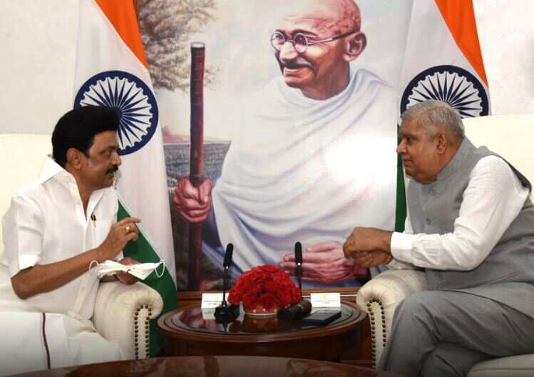 #JUSTIN குடியரசு துணைத் தலைவருடன் முதல்வர் மு.க.ஸ்டாலின் சந்திப்பு!