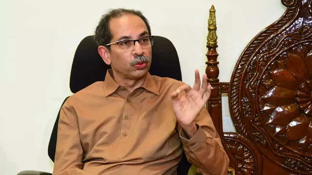 இது என்ன நியாயம் : பாஜகவுக்கு ஒரு விதி, எங்களுக்கு ஒரு விதியா?