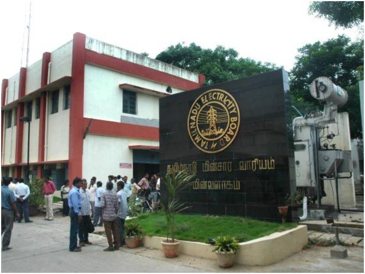 தேர் திருவிழாவில் விபத்துகள் - மின்வாரியம் எடுத்த அதிரடி முடிவு