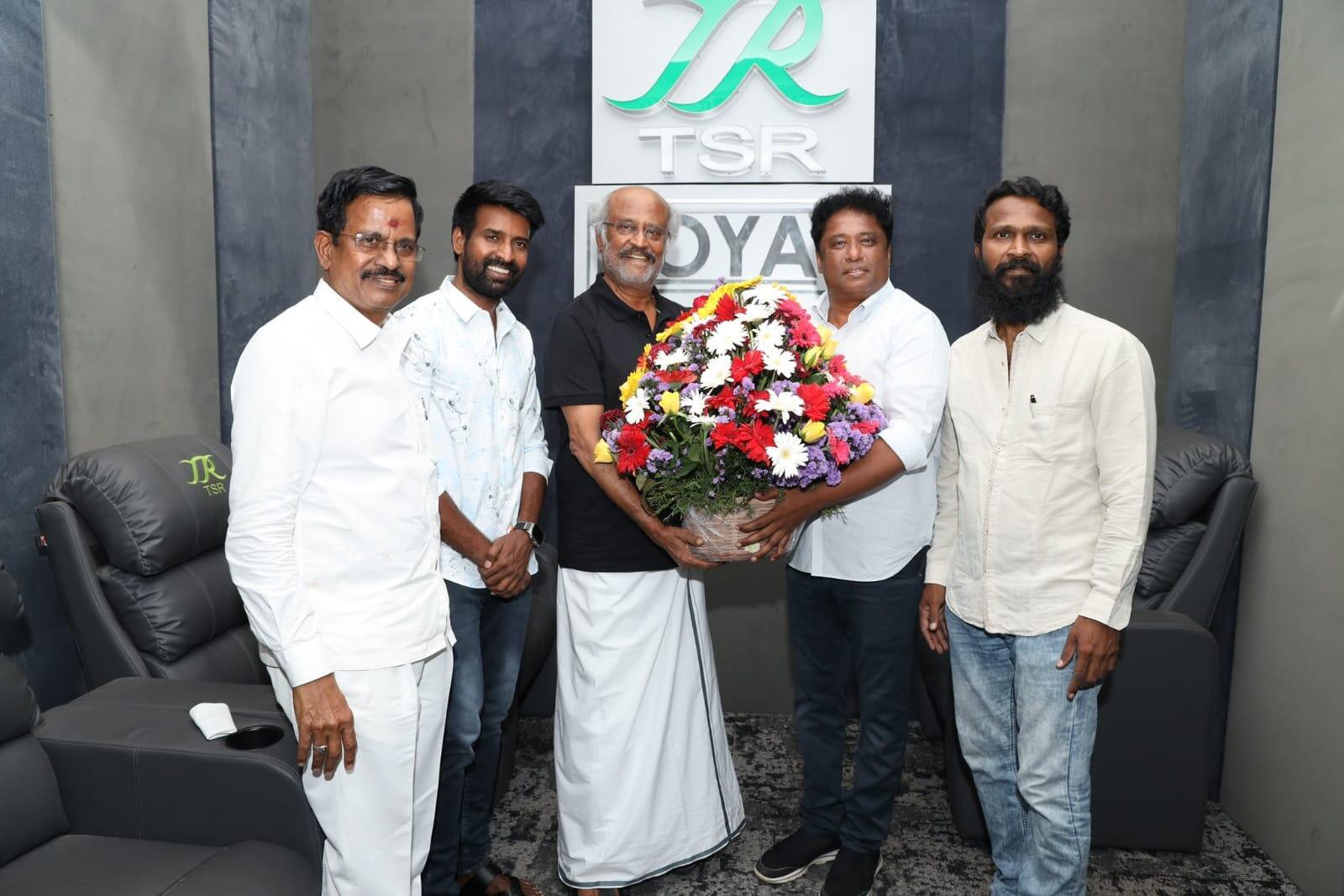 ‘விடுதலை’ படம் பார்த்துவிட்டு படக்குழுவினரை பாராட்டிய ரஜினிகாந்த்..