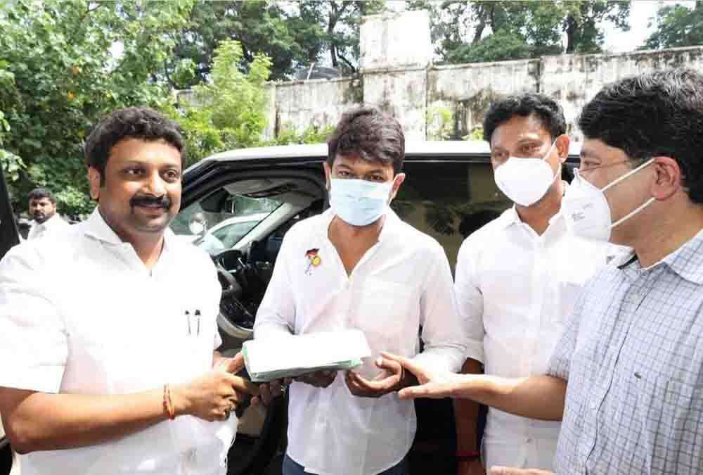 மீண்டும் உதயநிதி புராணம் பாடி சபாநாயகரை கடுப்பேற்றிய திமுக எம்.பி.