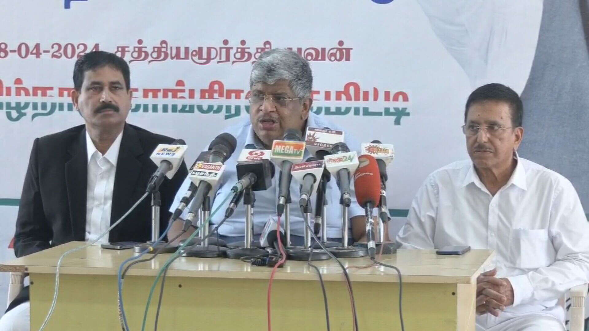 சிவகங்கை பா.ஜ.க வேட்பாளர் மீது நிதி மோசடி புகார்!