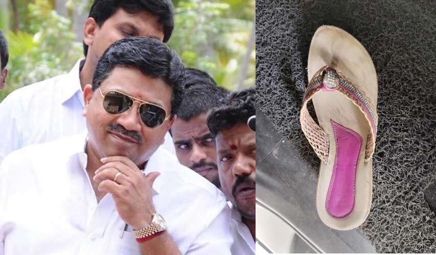 அந்த செருப்பு பாதுகாப்பாக உள்ளது; உரியவர்கள் பெற்றுக்கொள்ளலாம் - அமைச்சர் பிடிஆர்