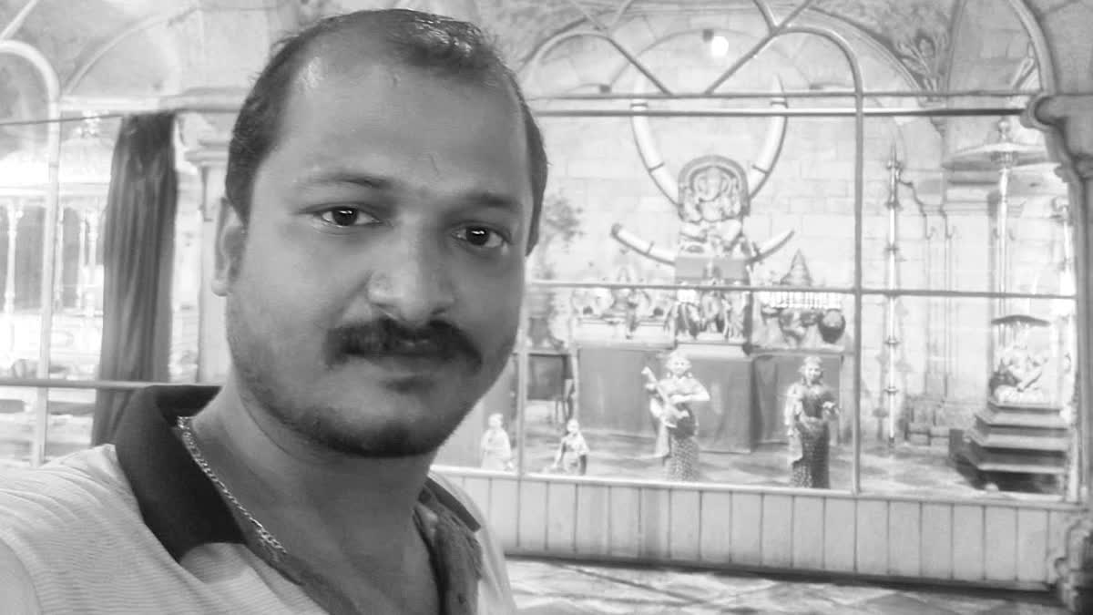 #BREAKING : தவெக கூட்டத்தில் வாலிபர் பலி: சேலம் அன்னதானப்பட்டி போலீசார் ‘சந்தேக மரணம்’ என வழக்குப்பதிவு!