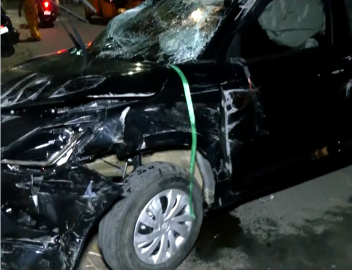 பிரேக்குக்கு பதில் ஆக்சிலேட்டர்? நொறுங்கிய புதிய கார்