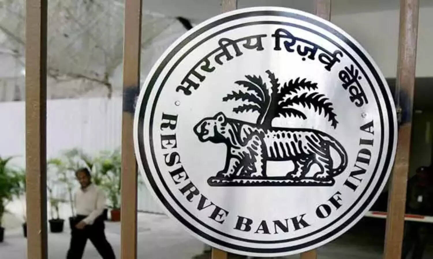 10ம் வகுப்பு முடித்து இருந்தால் போதும்- 572 காலிப்பணியிடங்கள்..!