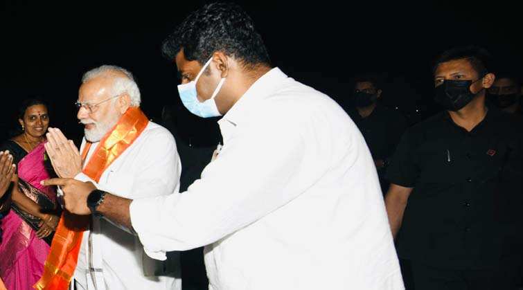 சூர்யாவை தலைசிறந்த தலைவர் ஆக்குவோம் - பிரதமரிடம் சொன்ன அண்ணாமலை