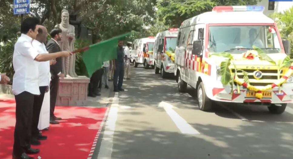 மருத்துவத் துறை சார்பில் 147 புதிய வாகனங்கள் - முதலமைச்சர் தொடங்கி வைத்தார்