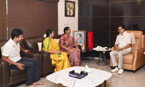 முதல்வர் ஸ்டாலினிடம் நலம் விசாரித்தார் தேமுதிக பிரேமலதா..!