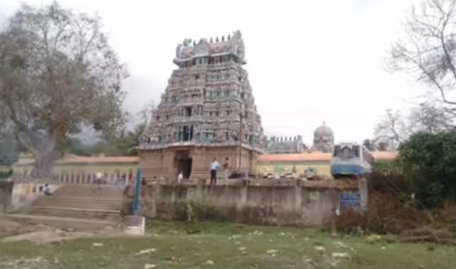 திருநல்லூர் பஞ்சவர்ணேசுவரர் கோயில்: தினமும் நிறம் மாறும் சிவலிங்கத்தின் ரகசியம்!