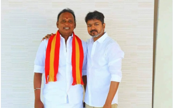 சீமானுக்கு கொலை மிரட்டல்- தவெக மாவட்ட செயலாளர் மீது வழக்குப்பதிவு