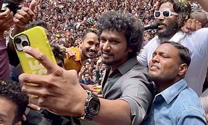 தியேட்டருக்கு ரசிகர்களை பார்க்க வந்த லோகேஷ் கனகராஜ்க்கு காயம்