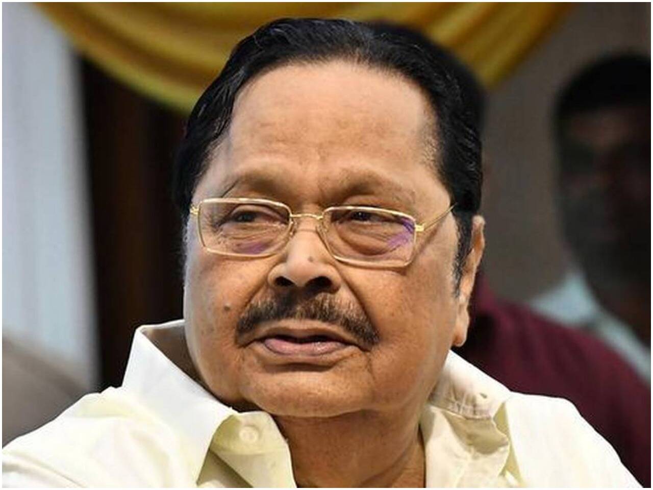 தலைமை உத்தரவை மதிக்காத நிர்வாகிகள் - 8 பேர் கட்சியிலிருந்து நீக்கம்!