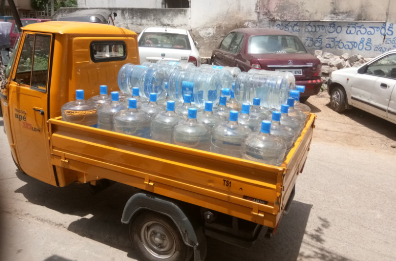 இல்லத்தரசிகள் ஷாக்..! 20 லிட்டர் கேன் விலை திடீர் உயர்வு..!