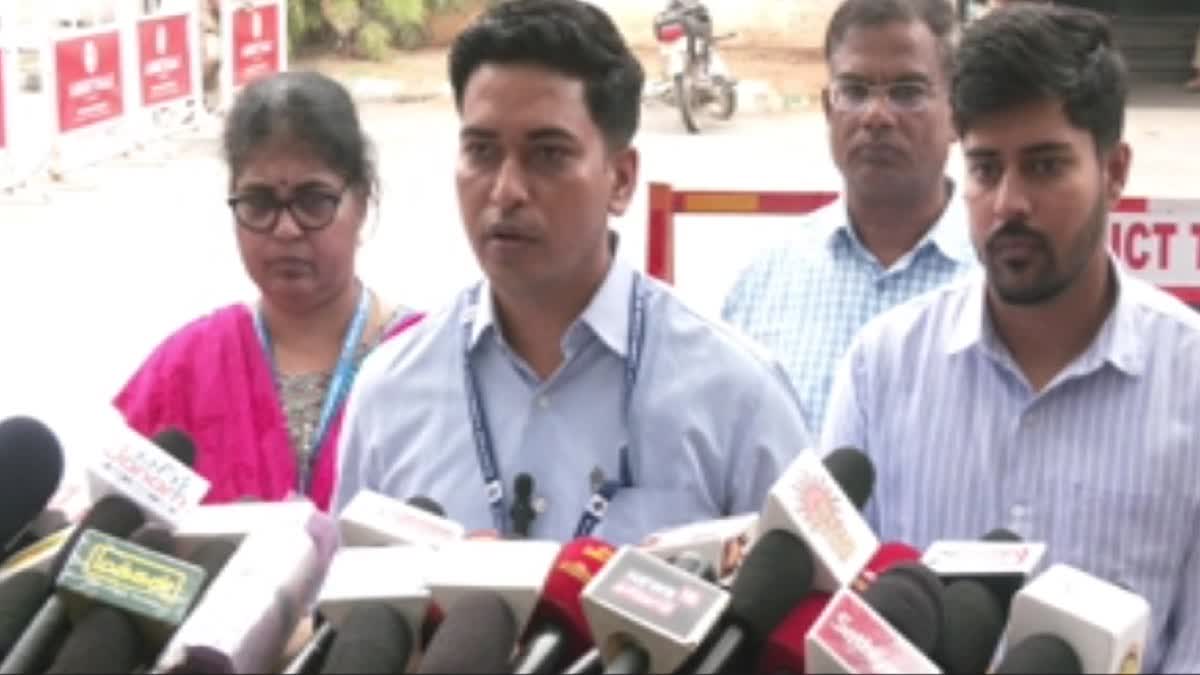 ஈரோடு கிழக்கு இடைத்தேர்தலுக்காக தாக்கல் செய்யப்பட திமுக, நாதக வேட்பு மனுக்கள் ஏற்பு!